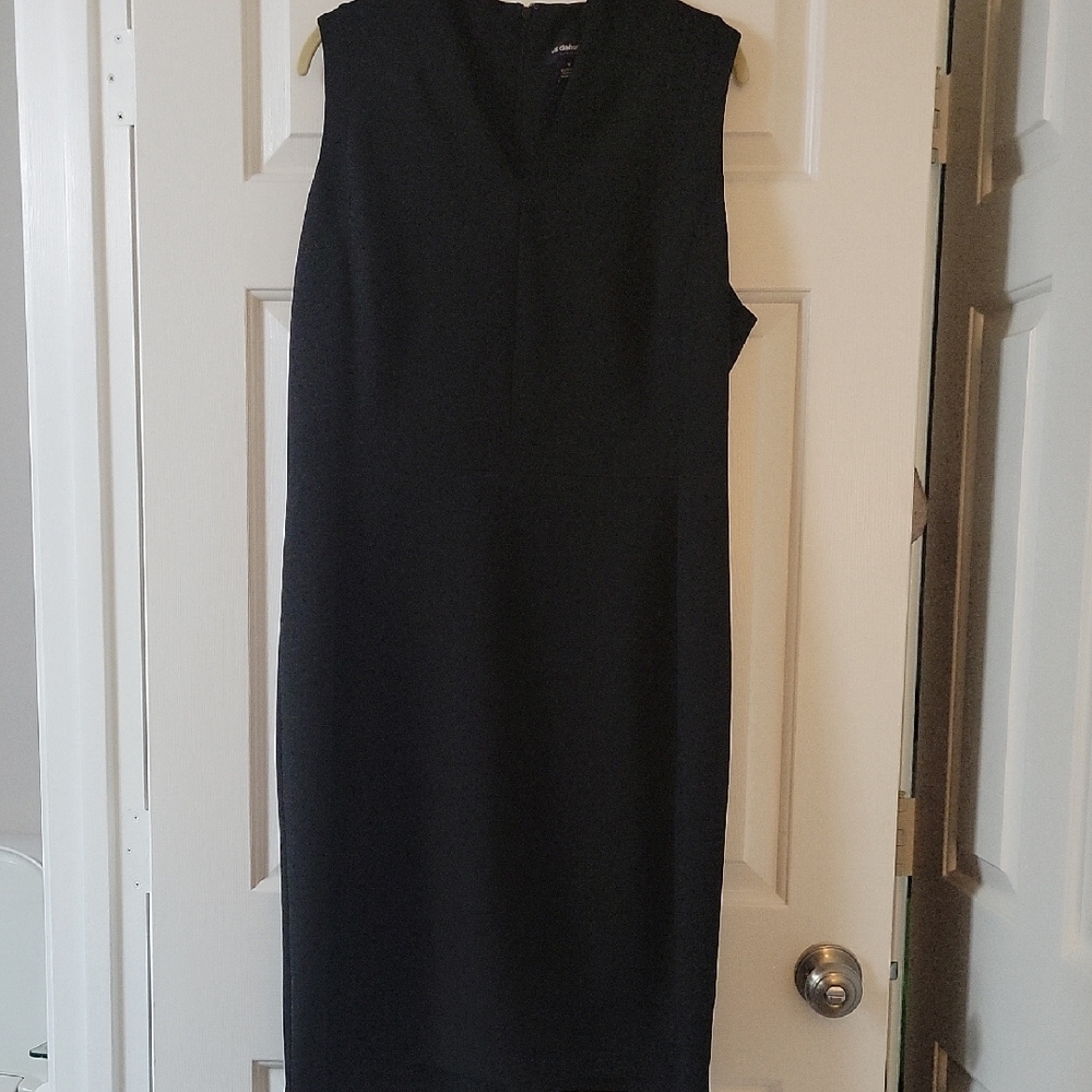 Elegant Liz Claiborne Black Sleeveless Dress